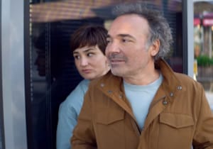 Devin Özgür Çınar ve Engin Günaydın'ın başrollerini paylaştığı dizi 10 Bin Adım'dan fragman yayınlandı
