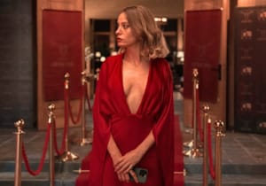 Serenay Sarıkaya'nın başrolünde yer aldığı Kimler Geldi Kimler Geçti dizisinin yayın tarihi açıklandı