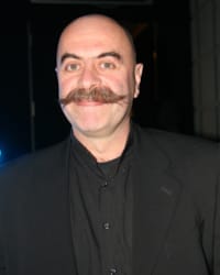 Ezel Akay